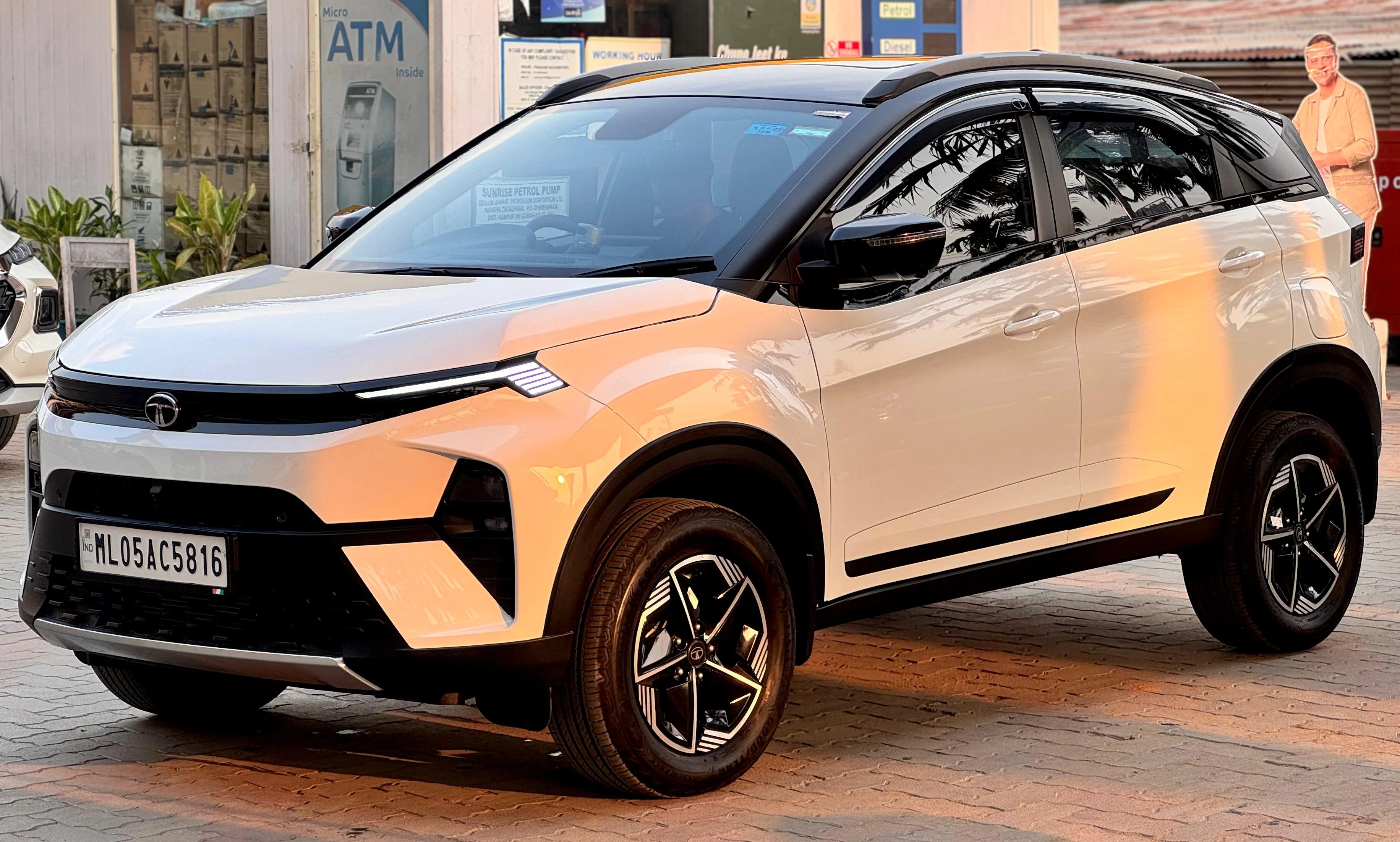Tata Nexon - Thumbnail 6